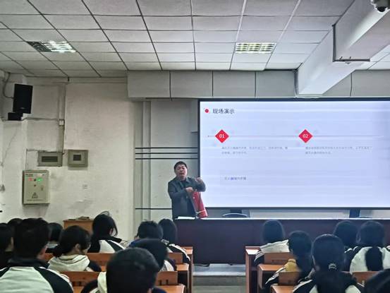\"微信图片_20250226154035\"
