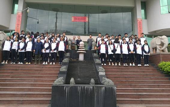 \"微信图片_20181117220217\"