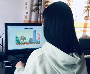 17幼教3班-蔡舒萍网上为英烈献花.jpg