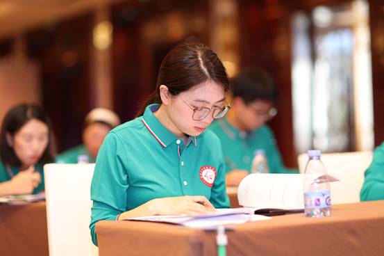 e76c56e709ac7b260fc71ebdffcbd54b